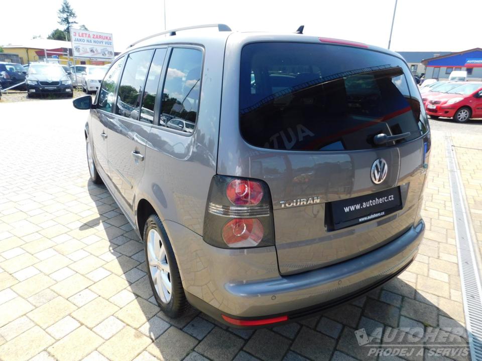 Volkswagen Touran 1.9 TDi DSG