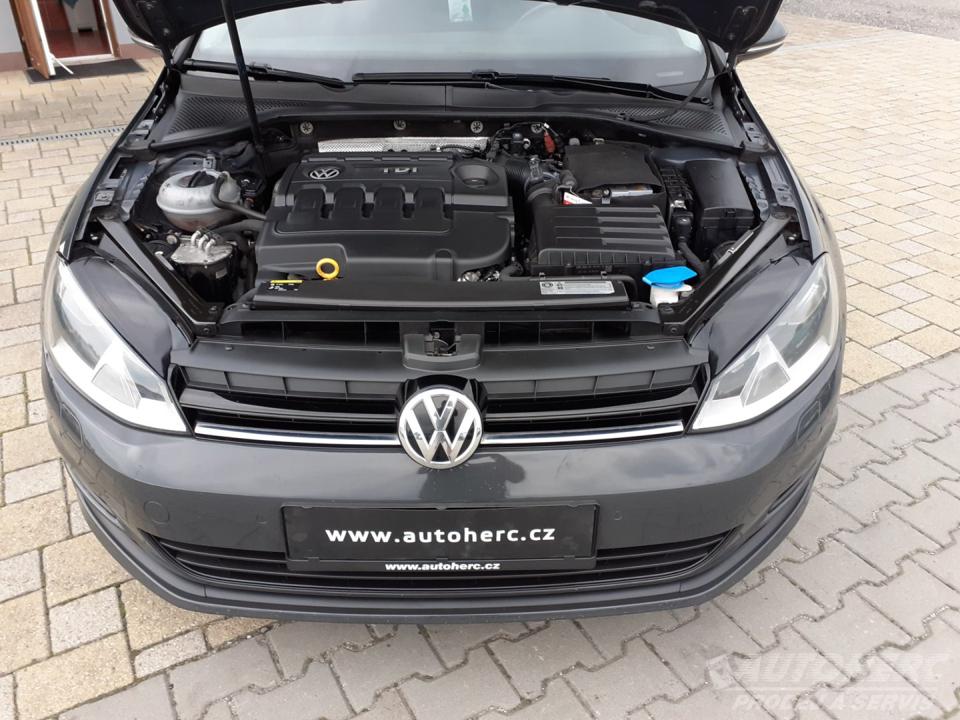 Volkswagen Golf VII KOMBI 1.6 TDi DSG