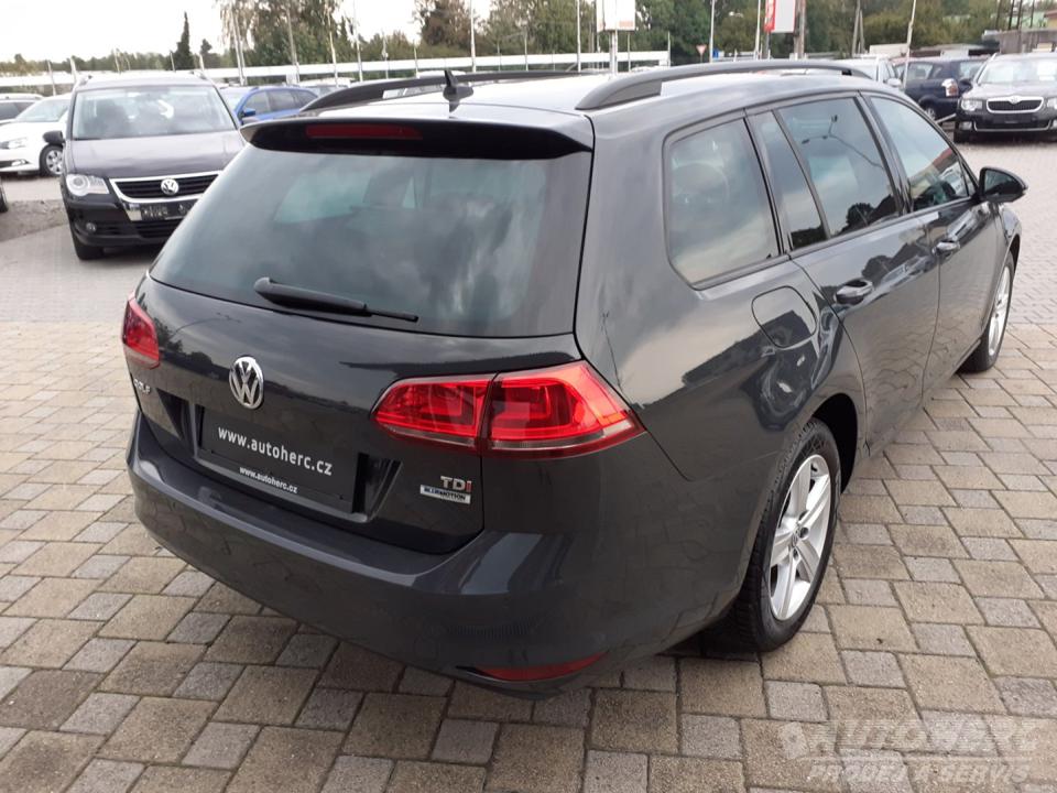 Volkswagen Golf VII KOMBI 1.6 TDi DSG