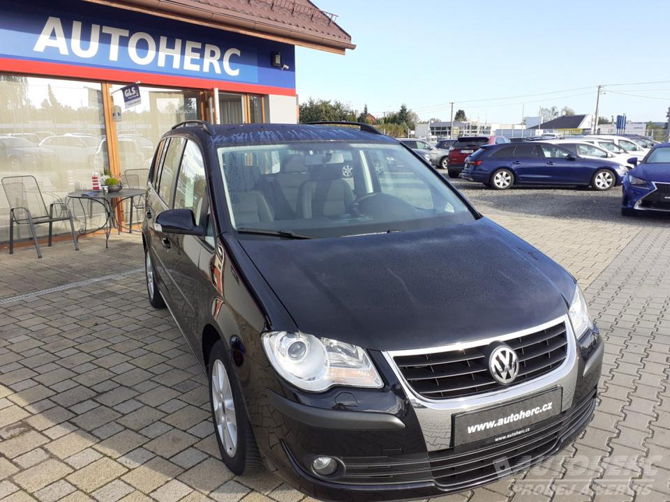 Volkswagen Touran 2.0 TDi TREND