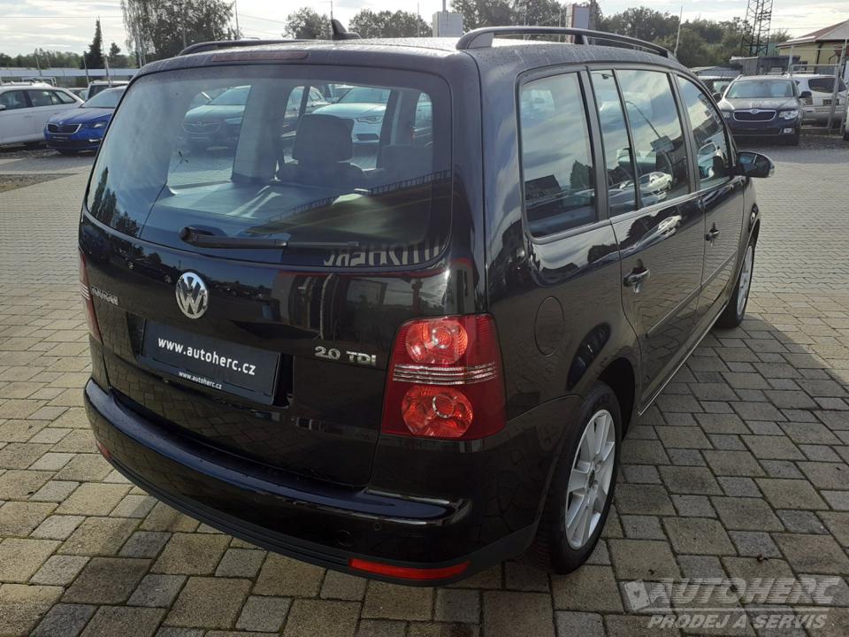 Volkswagen Touran 2.0 TDi TREND