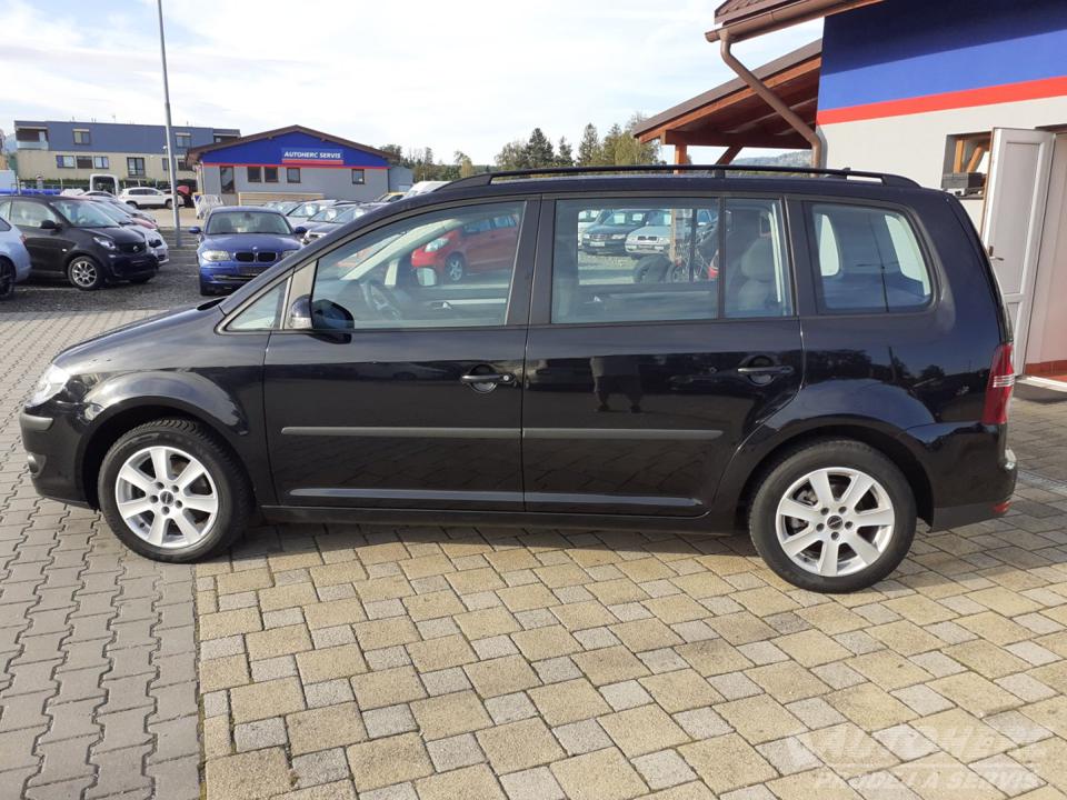 Volkswagen Touran 2.0 TDi TREND