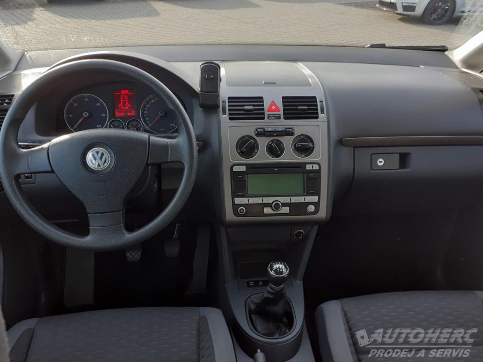 Volkswagen Touran 2.0 TDi TREND