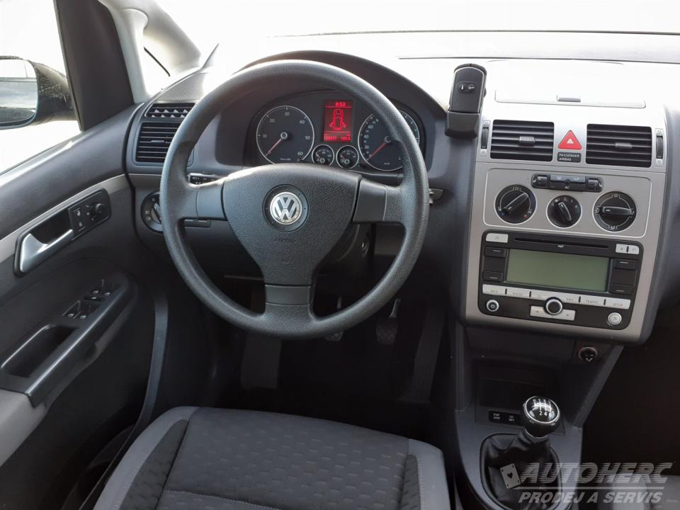 Volkswagen Touran 2.0 TDi TREND