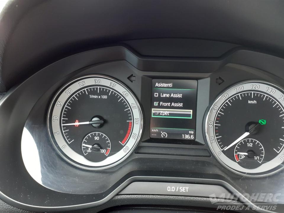 Škoda Octavia KOMBI 2.0 TDi DSG