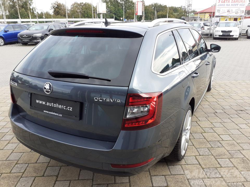 Škoda Octavia KOMBI 2.0 TDi DSG