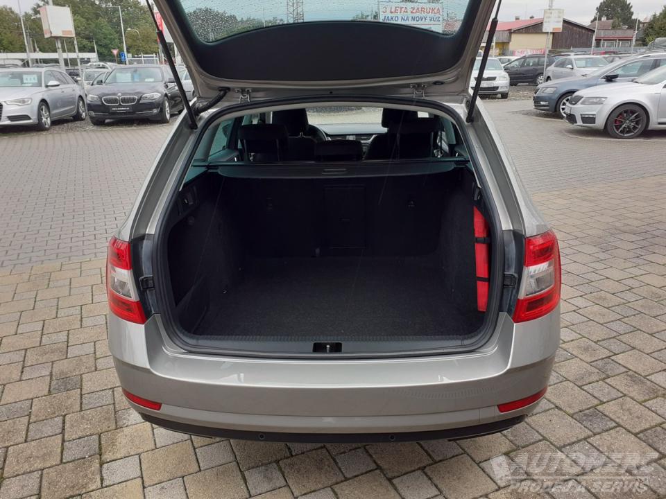 Škoda Octavia KOMBI III 1.4 TSi DSG