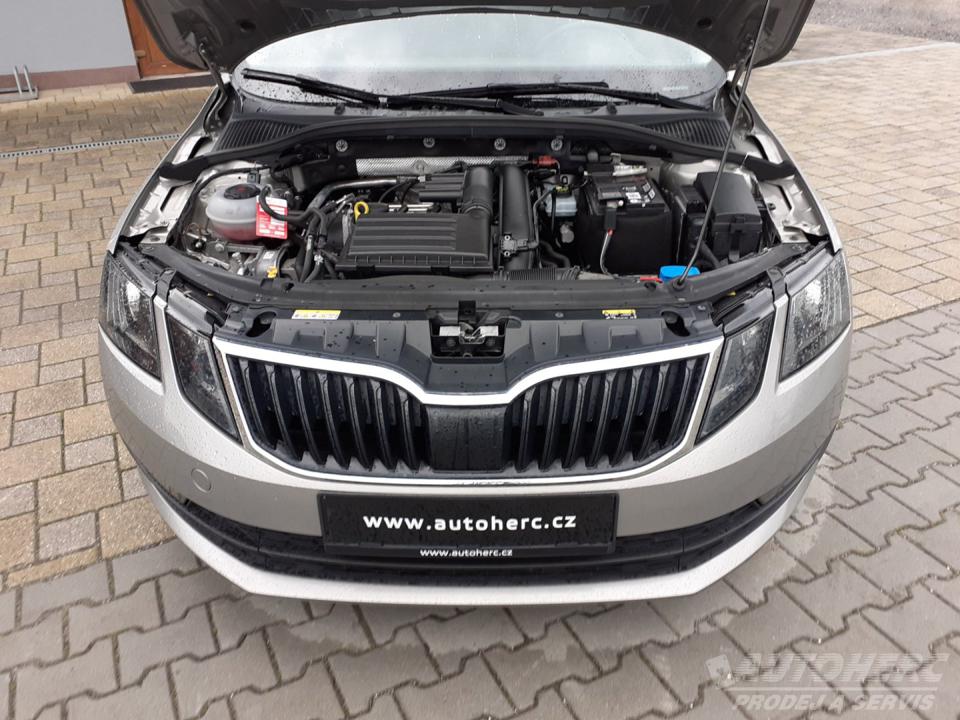 Škoda Octavia KOMBI III 1.4 TSi DSG