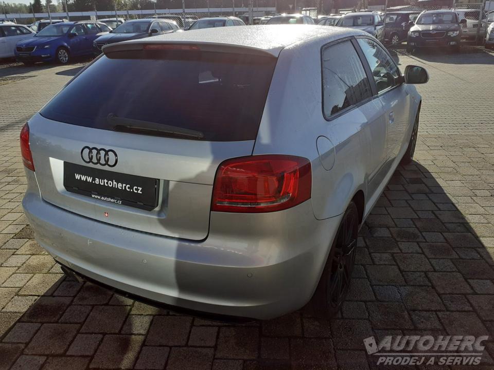 Audi A3 2.0 T FSi S-LINE