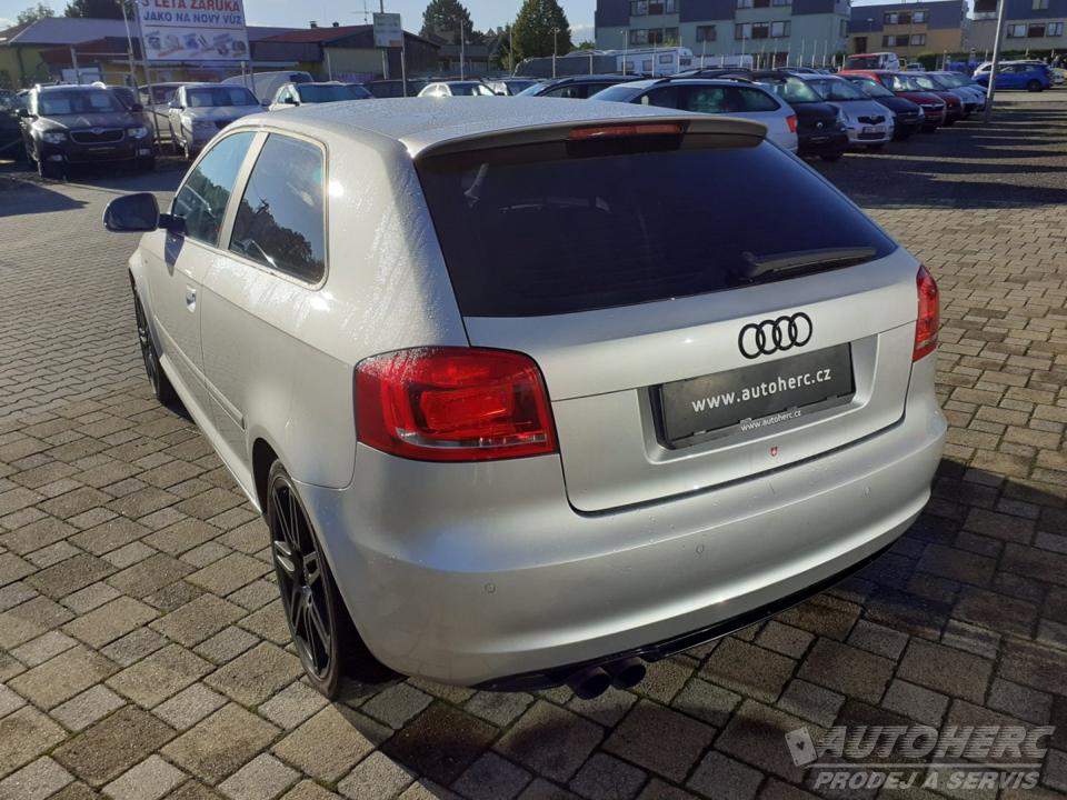 Audi A3 2.0 T FSi S-LINE