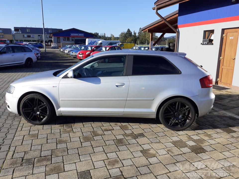 Audi A3 2.0 T FSi S-LINE