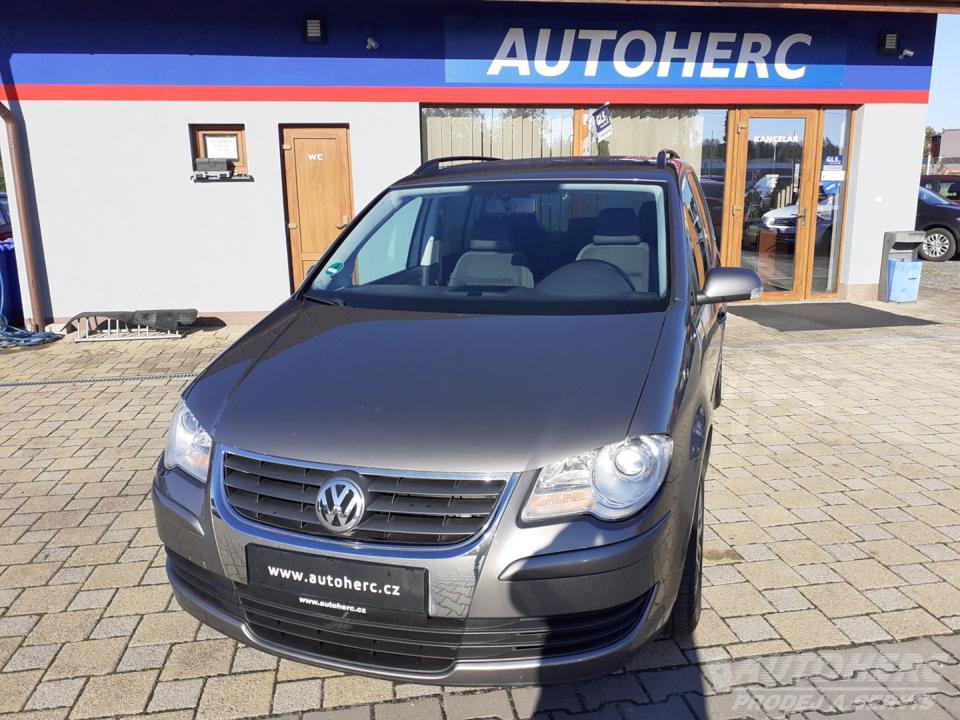 Volkswagen Touran 1.9 TDi DSG