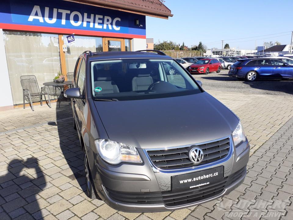 Volkswagen Touran 1.9 TDi DSG