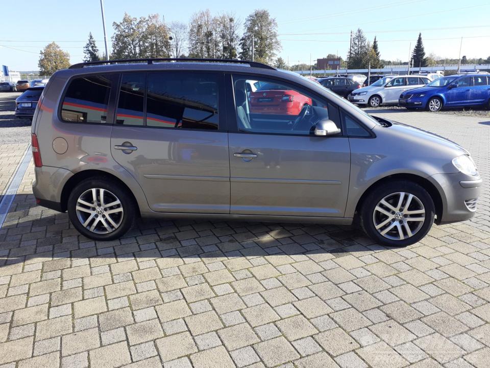 Volkswagen Touran 1.9 TDi DSG