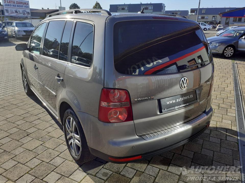 Volkswagen Touran 1.9 TDi DSG