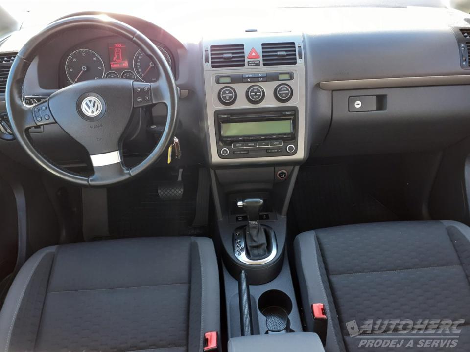 Volkswagen Touran 1.9 TDi DSG