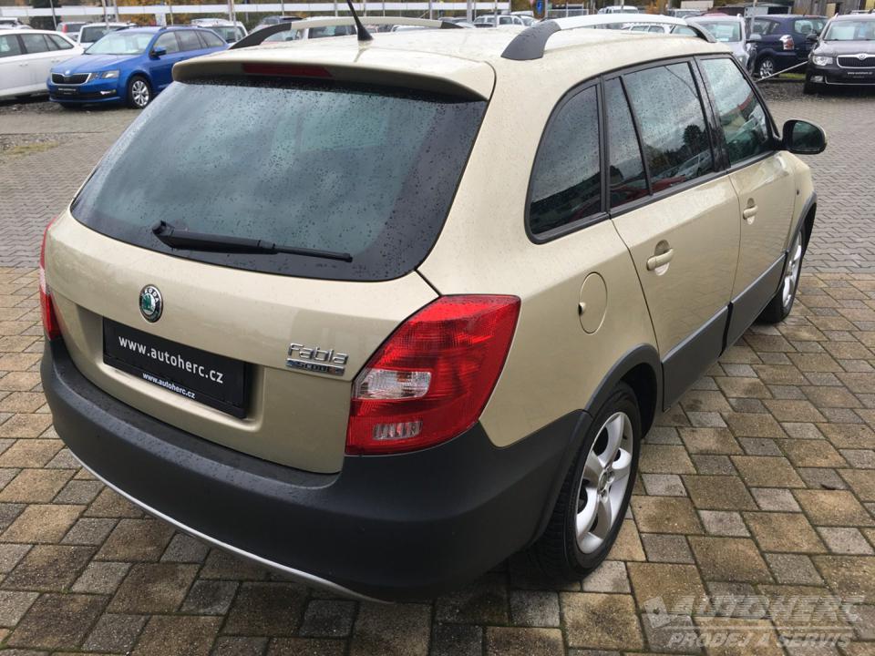 Škoda Fabia II Kombi 1.2 TSi Scout 77 kW