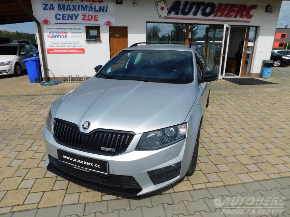 Škoda Octavia 2.0 TDi RS DSG CHALLENGE