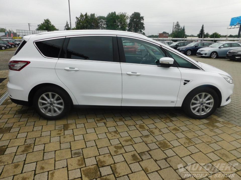 Ford S-MAX 2.0 TDCi 4x4 Titanium +