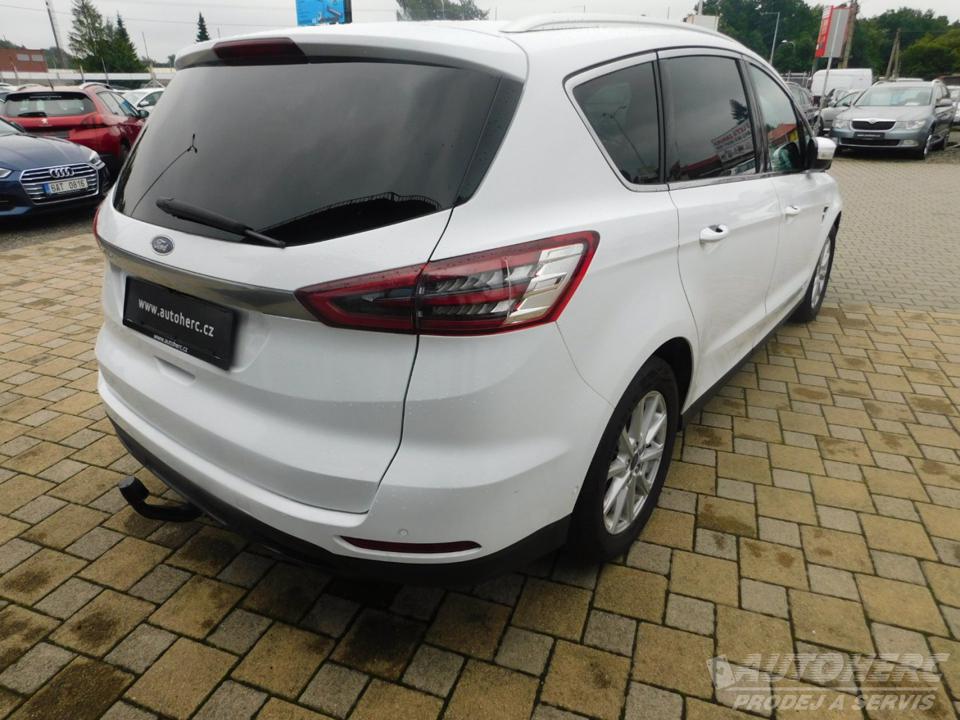 Ford S-MAX 2.0 TDCi 4x4 Titanium +