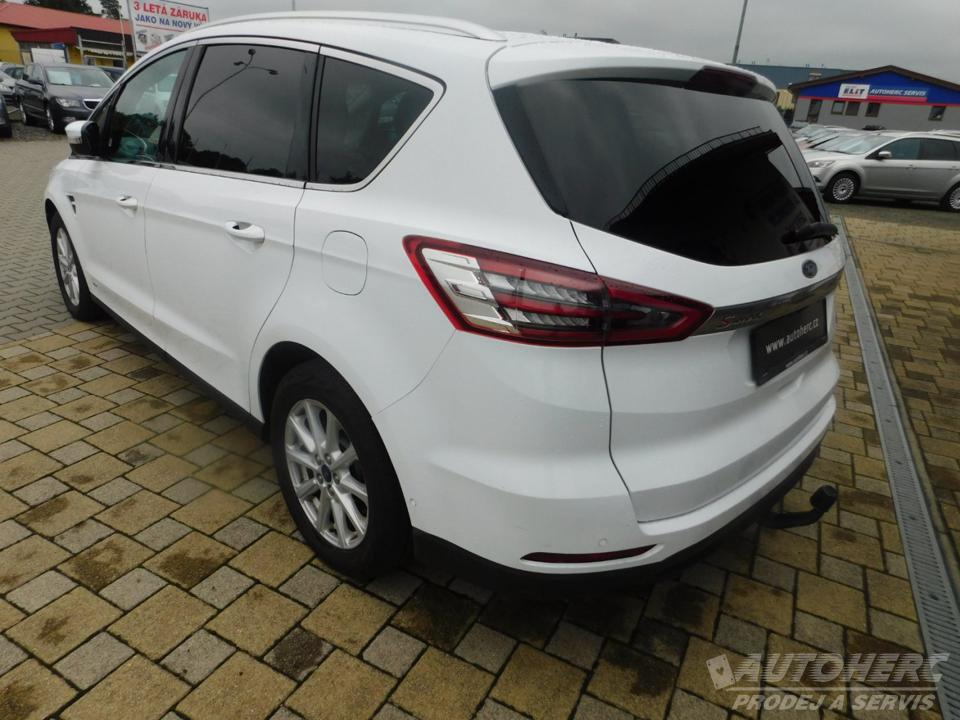 Ford S-MAX 2.0 TDCi 4x4 Titanium +