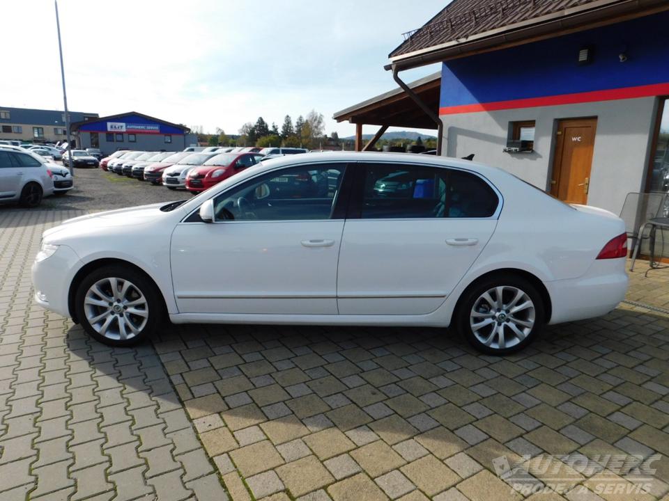 Škoda Superb 1.4 TSi ELEGANCE